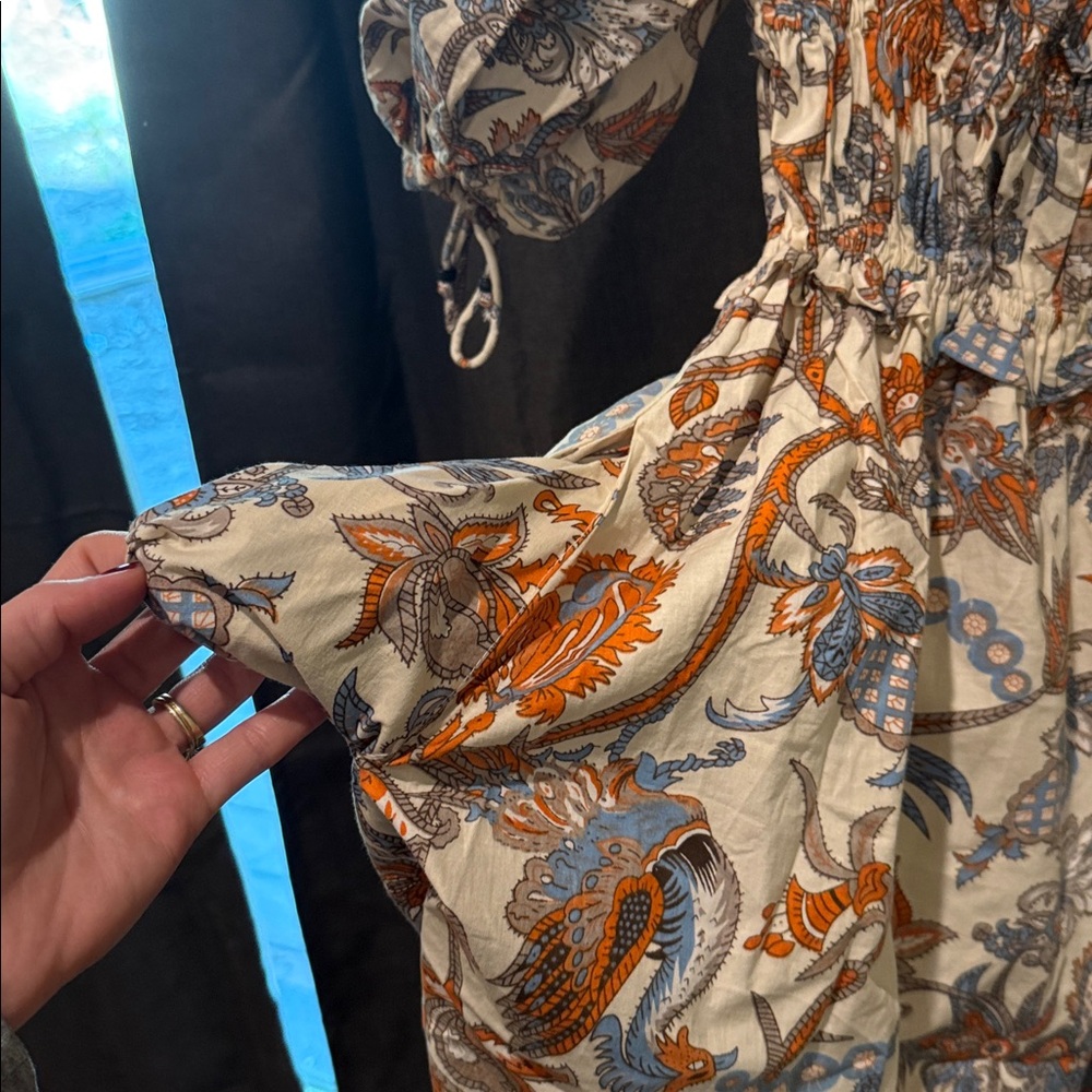 House of Harlow 1960 Floral Patterned Top - Picture 3 of 5
